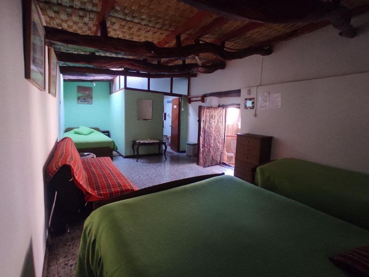 Hostal Sonchek Vandrerhjem San Pedro de Atacama Eksteriør bilde