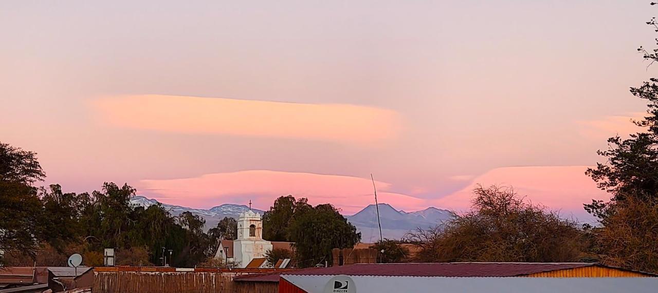 Hostal Sonchek Vandrerhjem San Pedro de Atacama Eksteriør bilde